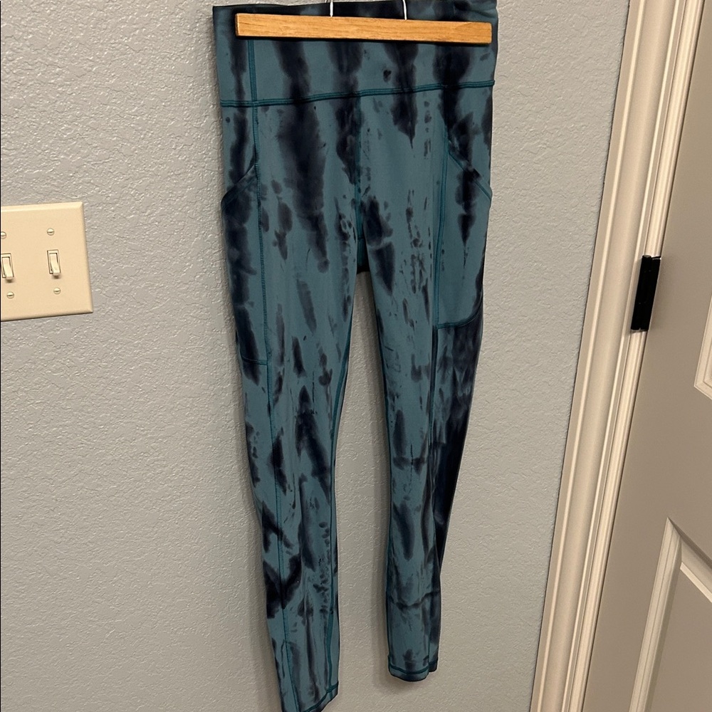 Lululemon Athletica Wundertrain High Rise in graphite gray desert teal